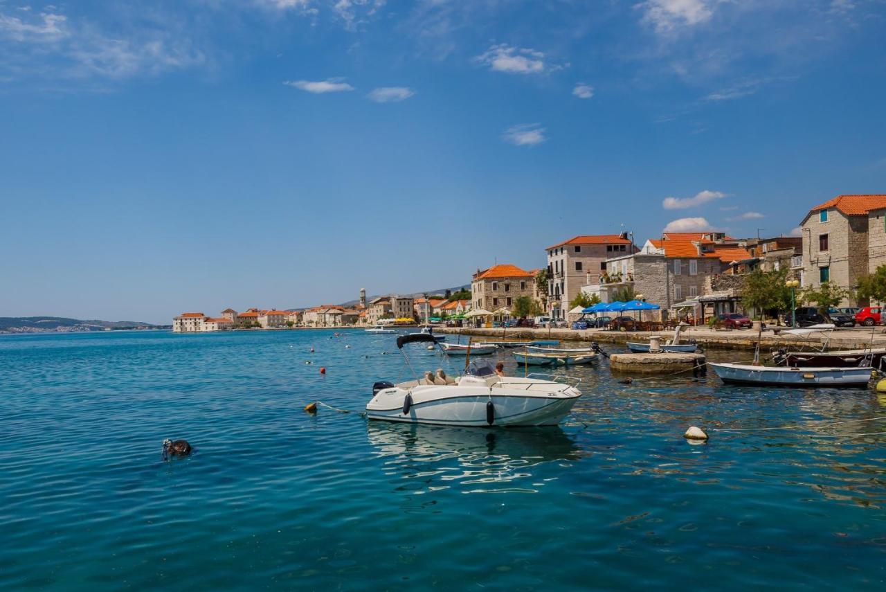 Seafront Apartments Karlo Kaštela Exteriör bild