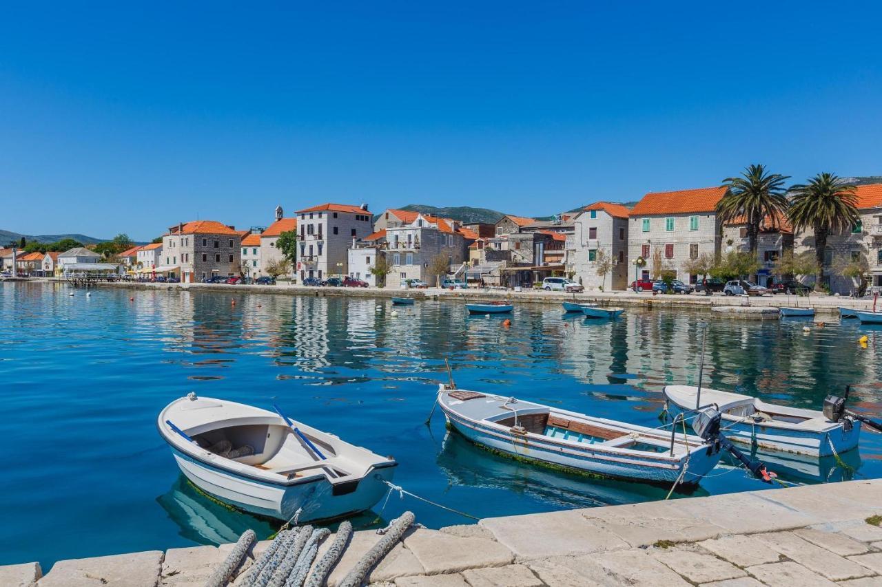 Seafront Apartments Karlo Kaštela Exteriör bild